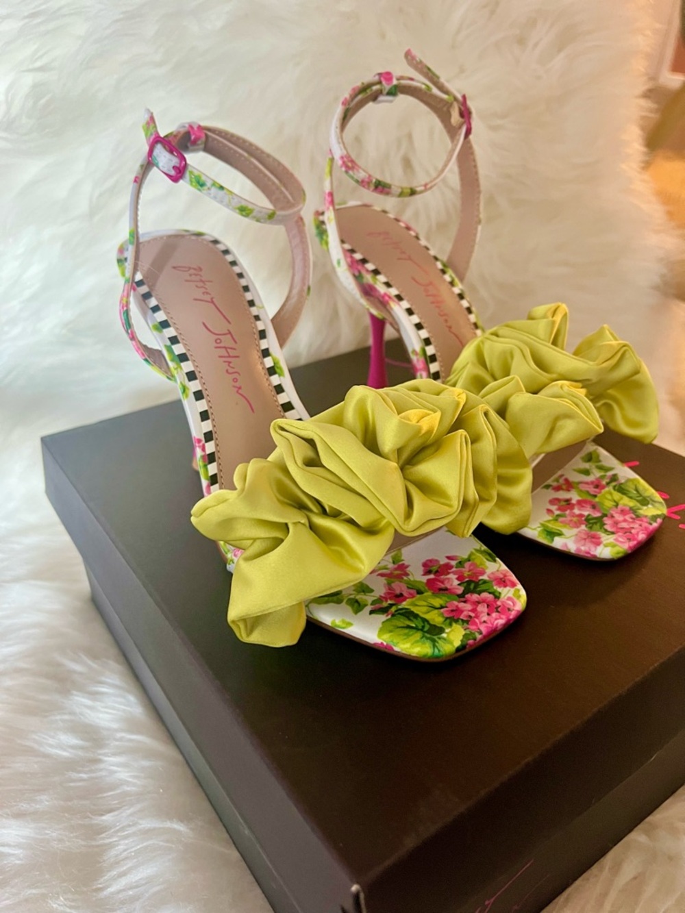 Betsey Johnson Elmira Ankle-Strap Sandals | size 6 | NWT - Picture 6 of 8
